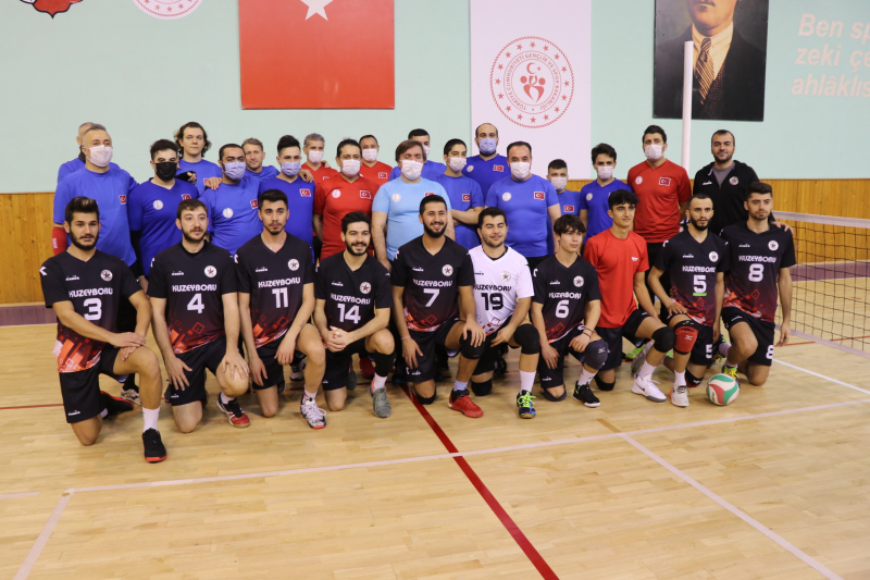 Oturarak Voleybol Milli Takımı Aksaray'da