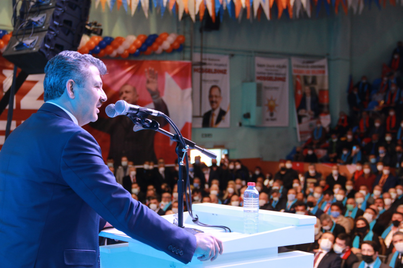 “AK PARTİ BİR DAVA PARTİSİDİR”