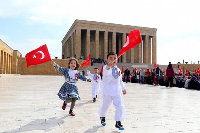En Güzel 23 Nisan Mesajları ve 23 Nisan Sözleri