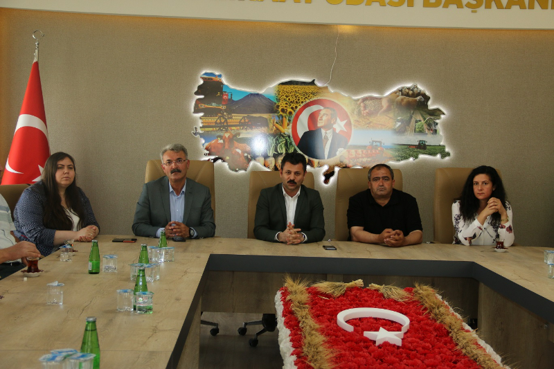 “ÇİFTÇİLERİMİZİN MAĞDURİYETİNİN GİDERİLMESİ İÇİN ÜZERİMİZE DÜŞEN NE VARSA YAPACAĞIZ”