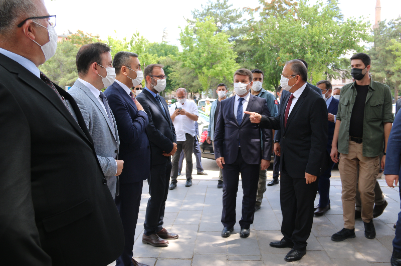 ÖZHASEKİ, “AKSARAY’A HİZMET İÇİN YARDIMCI OLMAM GEREKEN YERDE OLUYORUM”