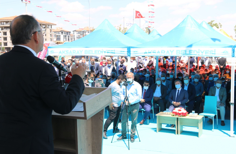 ÖZHASEKİ, “AKSARAY’A HİZMET İÇİN YARDIMCI OLMAM GEREKEN YERDE OLUYORUM”