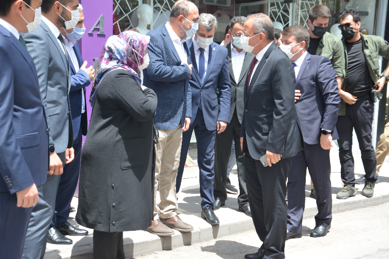 ÖZHASEKİ, “AKSARAY’A HİZMET İÇİN YARDIMCI OLMAM GEREKEN YERDE OLUYORUM”