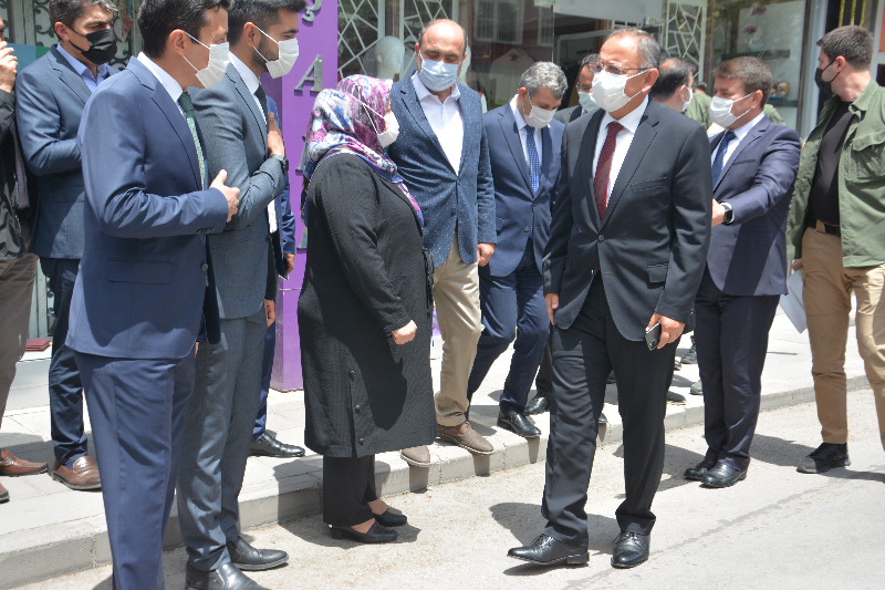 ÖZHASEKİ, “AKSARAY’A HİZMET İÇİN YARDIMCI OLMAM GEREKEN YERDE OLUYORUM”