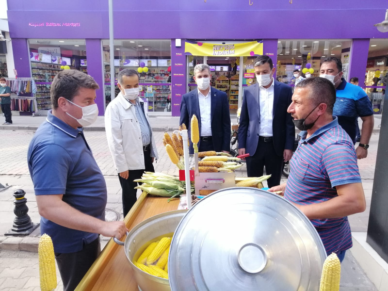 AK PARTİLİ HEYET ZİYARETLERDE BULUNDU