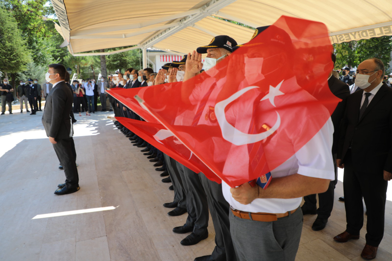 “ÇANAKKALE RUHUYLA 15 TEMMUZ DARBE GİRİŞİMİNİ GERİ PÜSKÜRTTÜK”