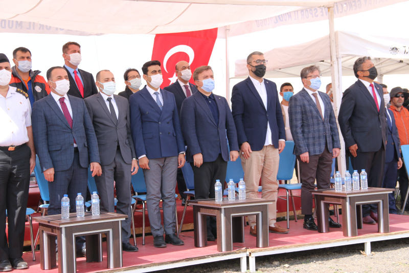 Dünya şampiyonasında yarışmak için havalandılar