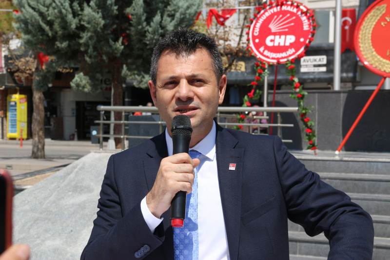 “Genç bir subay Anadolu'ya çıkıyor geldikleri gibi giderler diyor”