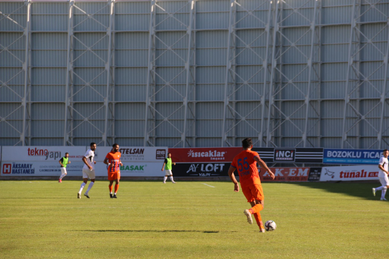 AKSARAY BELEDİYESPOR 1 – 1 HAKEM