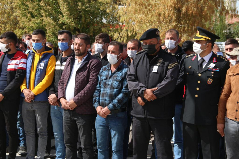 ŞEHİT FARUK ESER DUALARLA SON YOLCULUĞUNA UĞURLANDI