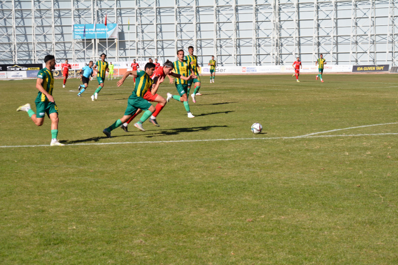 AKSARAYSPOR KENDİ SAHASINDA FARKLI