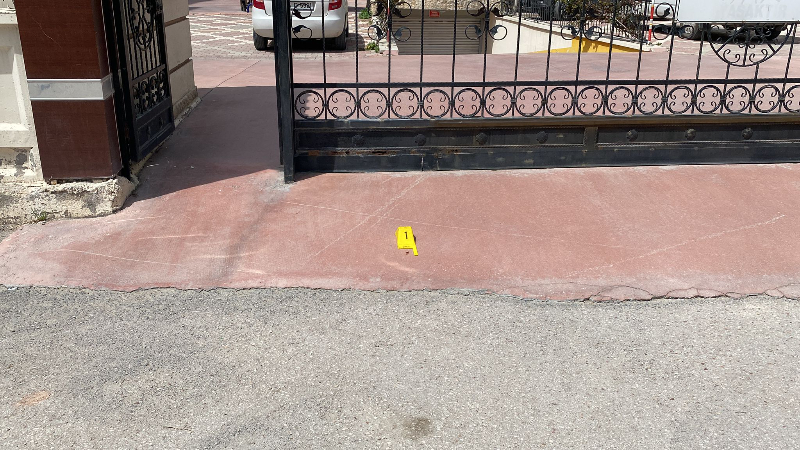Alacak Verecek Kavgasında 1 Kişi Bacağından Vurularak Yaralandı 
