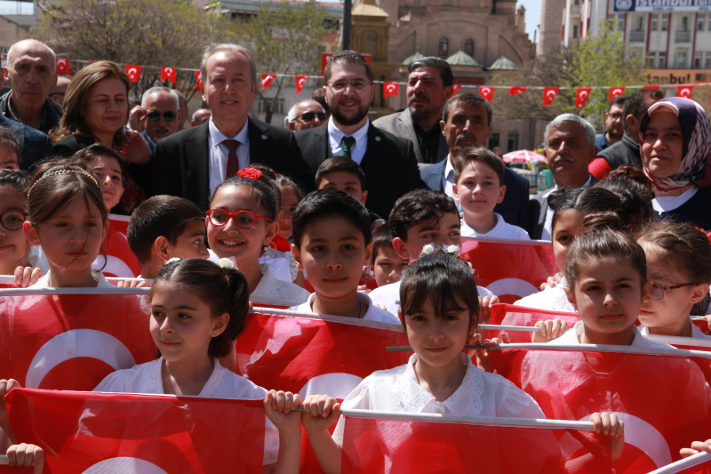 23 Nisan’ın Coşkusunu Çocuklar Yaşattı