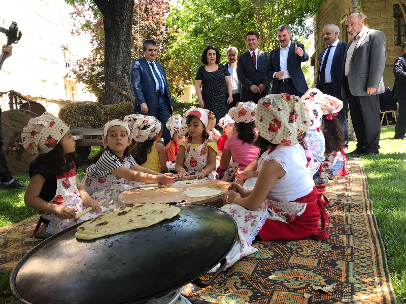 En Güzel Yöresel Yemekler Yarıştı