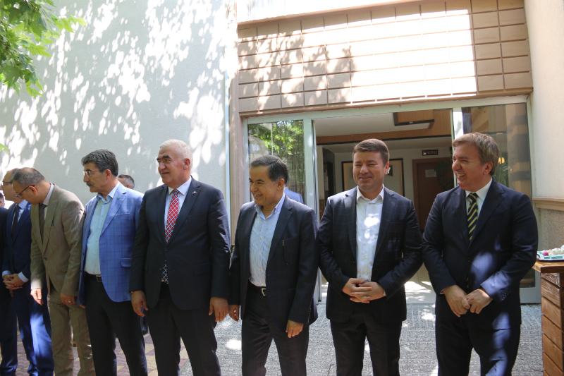 İL PROTOKOLÜ BAYRAMLAŞTI