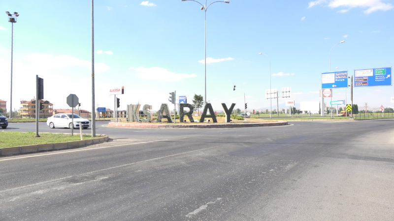 E90 ESNAFI OTOBAN KURBANI OLDU