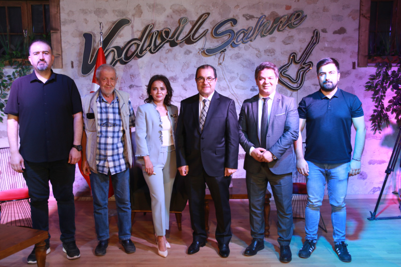 Karabatak, “Sağlıkçılar Ve Halk Hiçbir Zaman Bu Kadar Karşı Karşıya Gelmemişti”