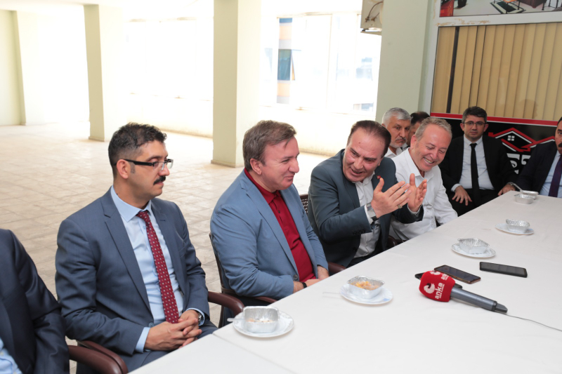 Aksaray Şehit Aileleri Koruma Ve Dayanışma Derneği Aşure Dağıttı