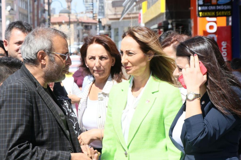 Nazlıaka: “Aksaray Kaderine Terk Edilmiş Bir Kent Konumunda Biz Bunu Kabul Etmiyoruz”