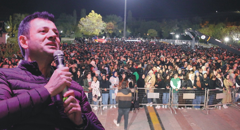 CHP’DEN CUMHURİYET KONSERİ