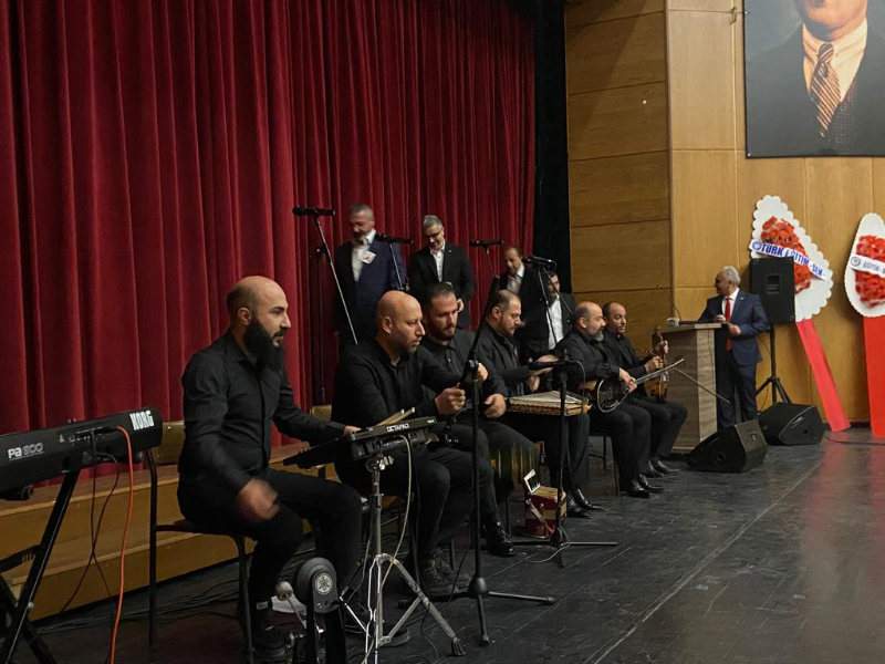 Öğretmenler Günü Çeşitli Etkinliklerle Kutlandı