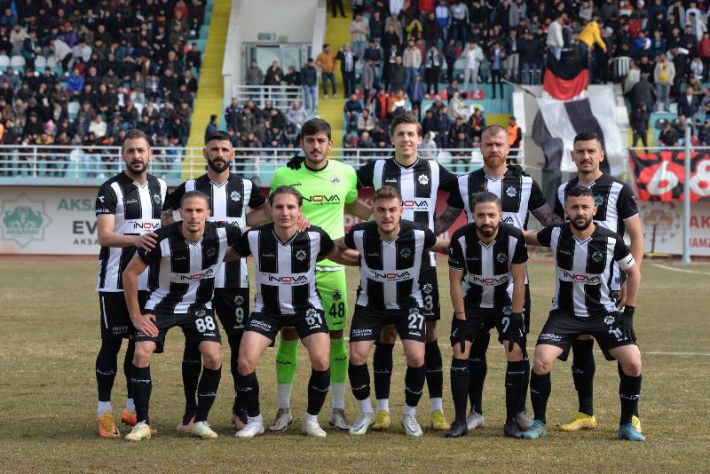 Avşar’dan, Lidere Hayat Öpücüğü