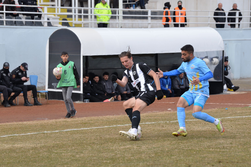 Avşar’dan, Lidere Hayat Öpücüğü