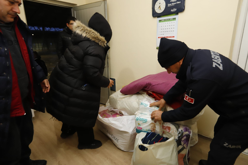 Aksaray Depremzedeler İçin Seferber Oldu