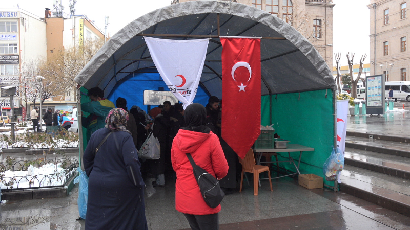 Aksaray Depremzedeler İçin Seferber Oldu