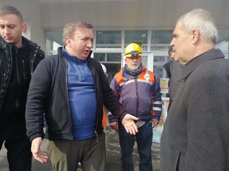 Aksaray Valisi Hamza Aydoğdu AFAD Ekibi, Depremzedeler İçin Çalışmalara Devam Ediyor