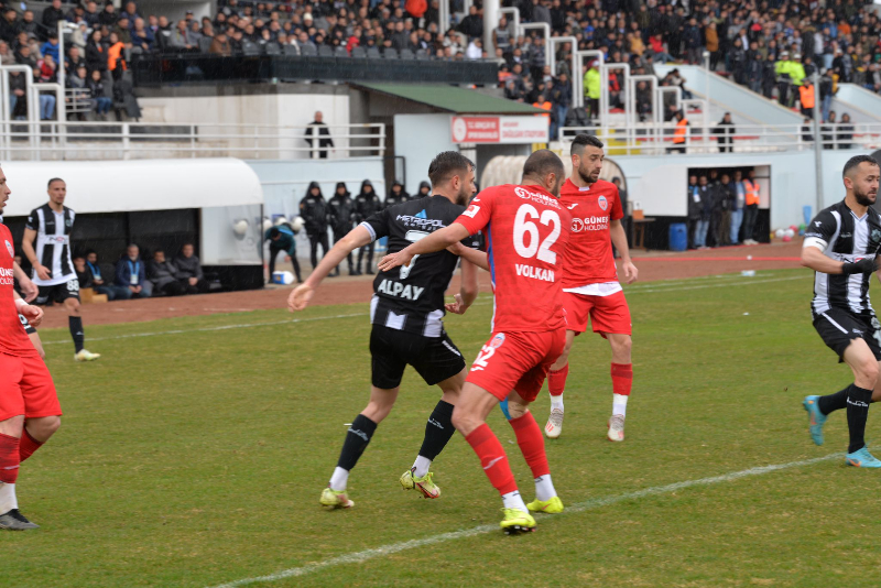 Dağılgan'da İlk Yarıda 4 Gol