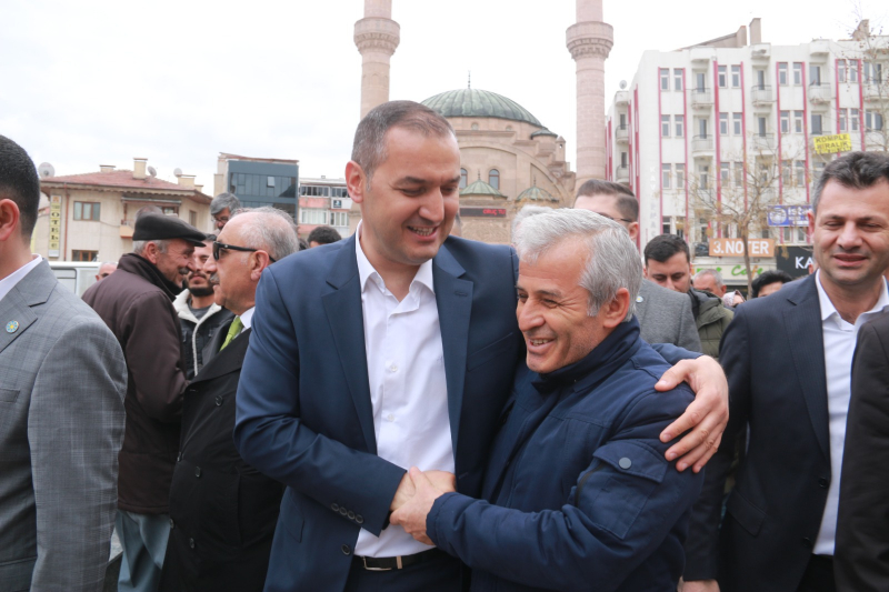 Esnaf Millet İttifakı Milletvekili Adaylarını Alkışlarla Karşıladı