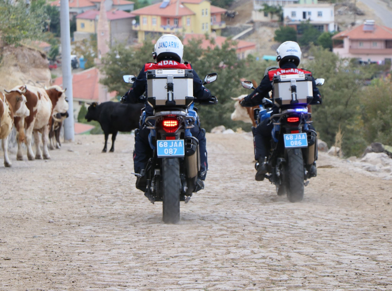 Jandarman Motosikletli Asayiş Timleri Huzur İçin Görev Başında