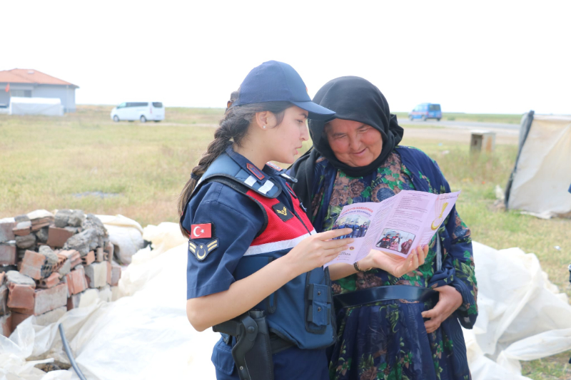 Jandarma, Kadına Şiddeti Önlemek İçin Var Gücüyle Çalışıyor