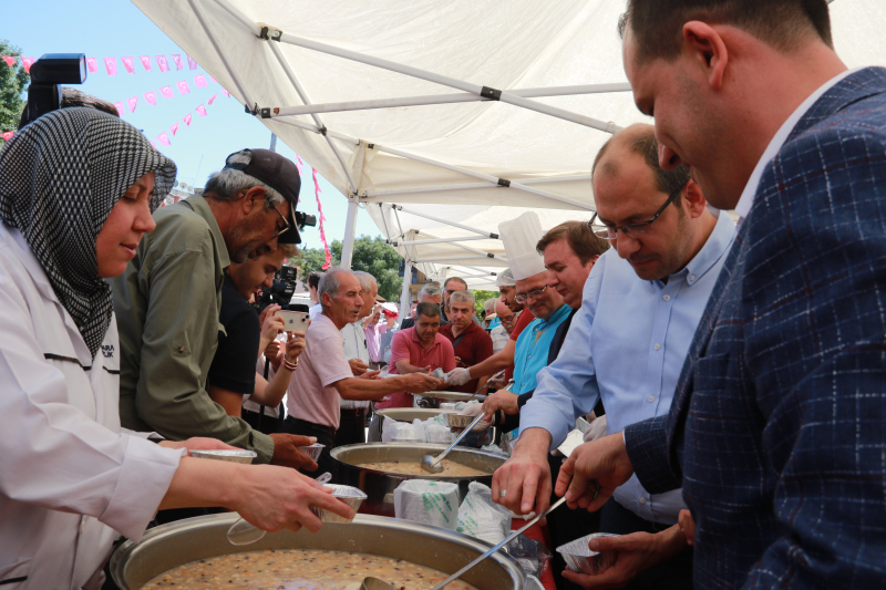 Aksaray Barosu'ndan İki Bin Kişilik Aşure Etkinliği