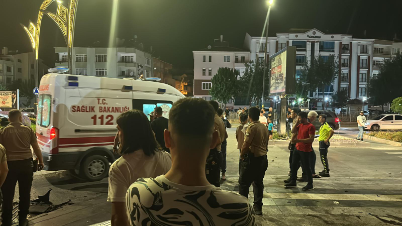 Hızını Alamayan Gurbetçi Sürücü İş Yerine Girdi