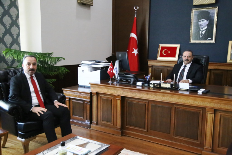 Rektör Arıbaş'a İş Ve Siyaset Dünyasından Ziyaretçi Akını