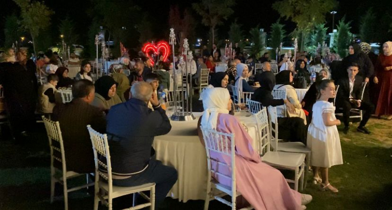 Osman Ve Hilal Muhteşem Nişan Töreni İle Mutluluğa İlk Adımı Attı