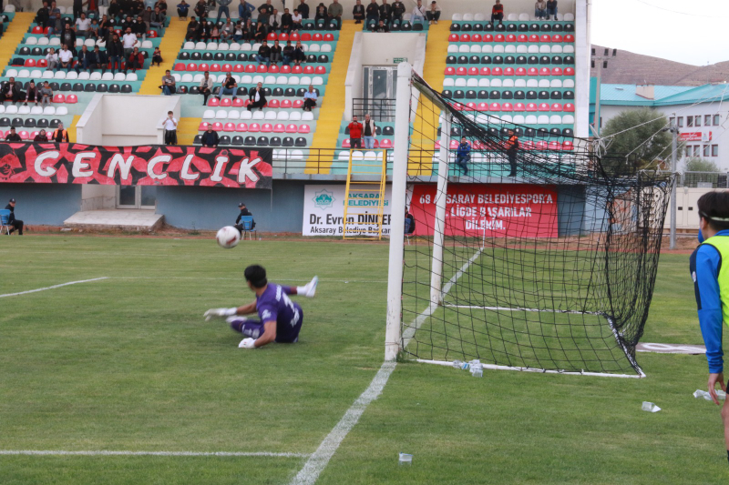 Galibiyet Beklenen Maçta 3 Puan Rakibin Oldu: Aksarayspor 1-2 Isparta 32