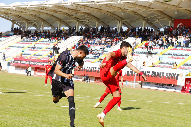 İlk Yarı Güle oynaya 2-0