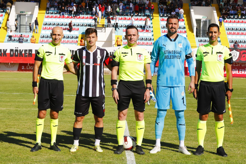 İlk Yarı Güle oynaya 2-0