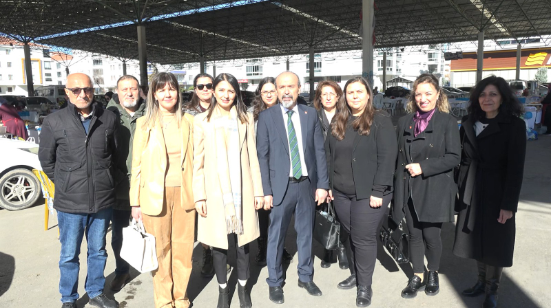 "Kazandığımızda İlk İş, Hanımeli Pazarı'nın Kadınlarının Üşümesinin Önüne Geçmek"