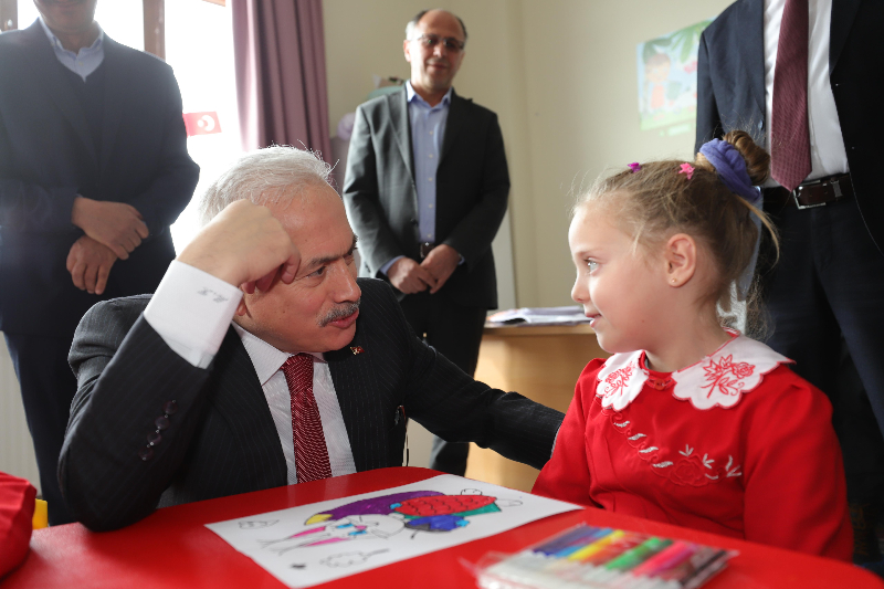 Vali Kumbuzoğlu: “Bir Okul Açılırsa Bir Hapishane Kapanır”
