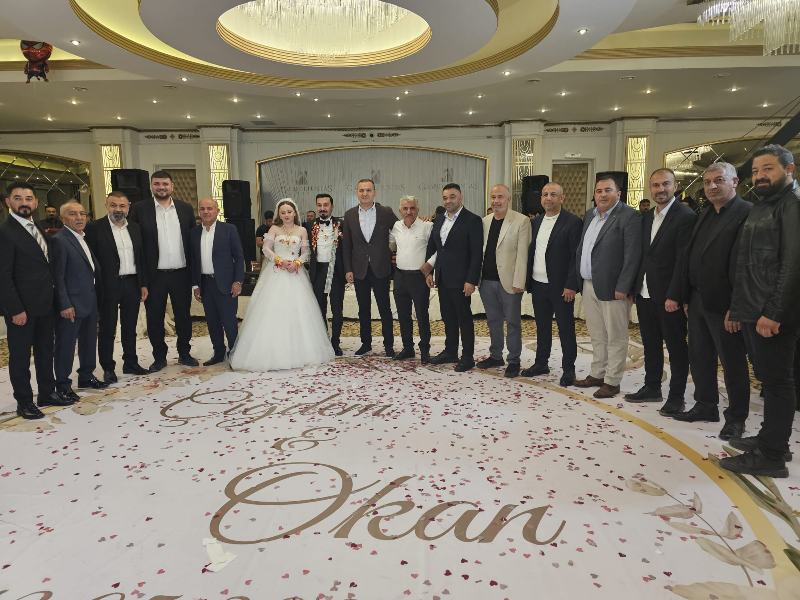 Akçay Kardeşler'in Mutlu Günü