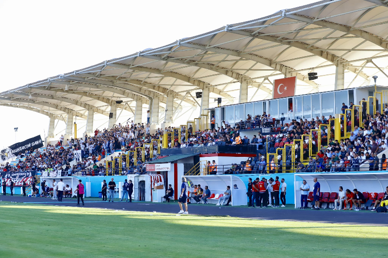 Aksarayspor evinde coştu! (3-0)