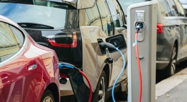 Elektrikli Araç Sayısı Gün Geçtikçe Artıyor