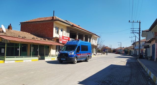 Cadde ve sokaklar sessizliğe büründü