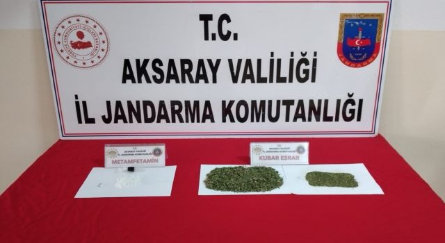 Jandarma zehir tacirlerine göz açtırmıyor!