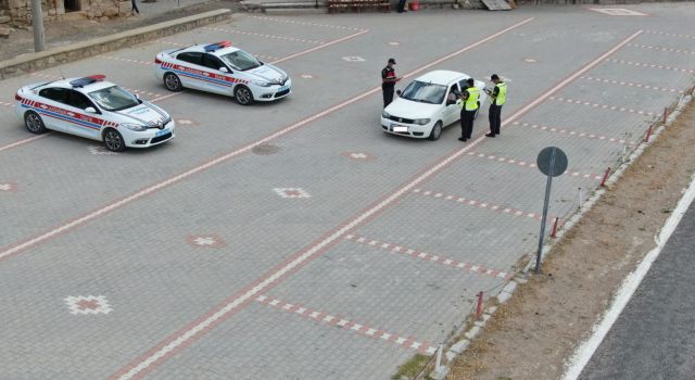 Aksaray’da jandarmadan drone ile denetim yapıyor