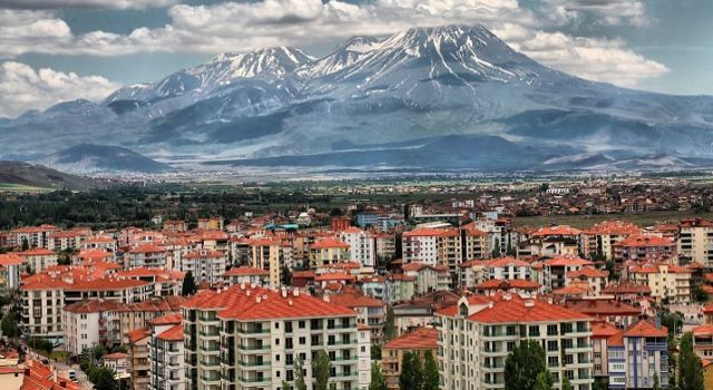 Aksaray’da ruhsatı verilen yapıların yüzölçümü arttı